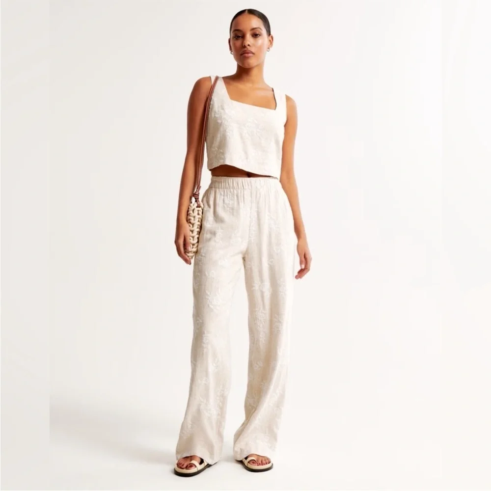 Abercrombie & Fitch Linen Blend Embroidered Wide Leg Pants Beige Size XL - Picture 1 of 8